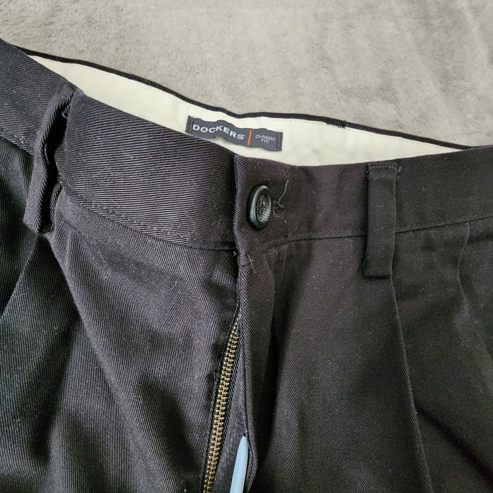 Dockers Classic Fit‎ Men's Trousers Black 32×34 - Picture 7 of 15